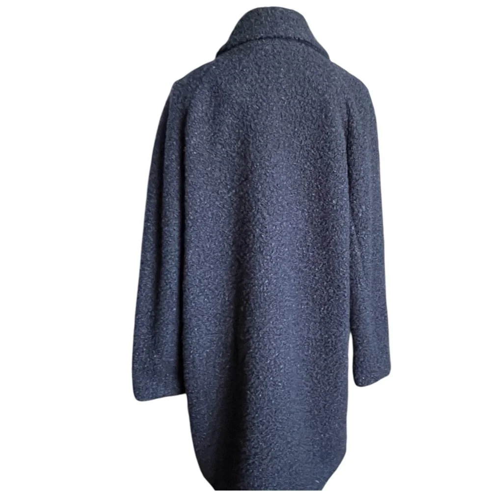 BCBGMAXAZRIA Blue Textured Boucle style Coat. Soft Warm. New With Tags. ($378)